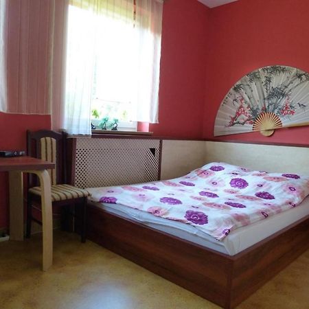 Pokoje Pod Lasem Stepnica Esterno foto